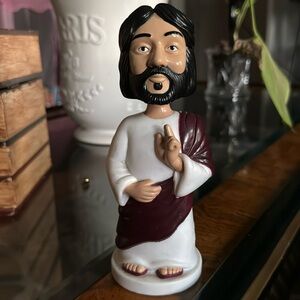 Jesus bobble head